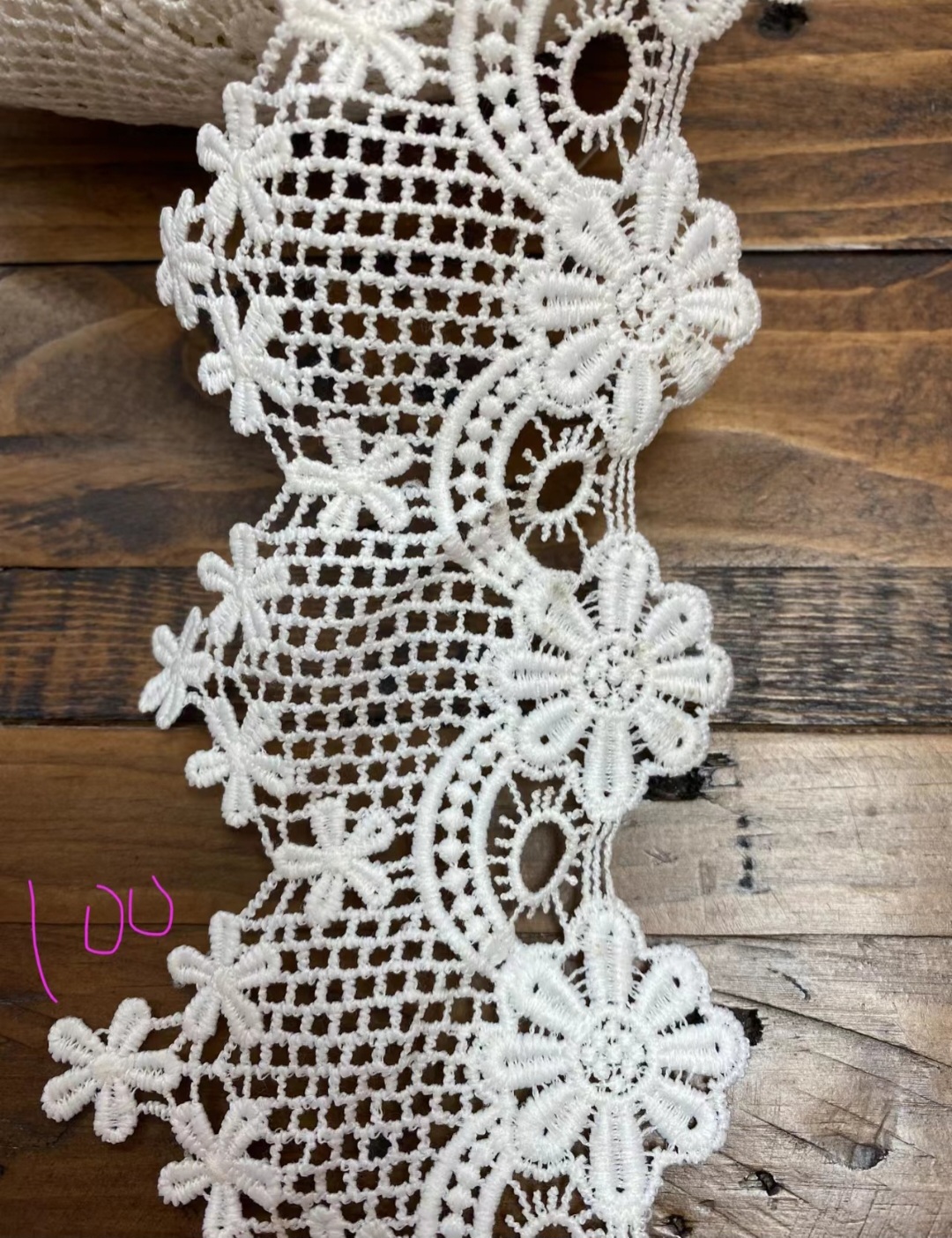 4“ Milky venise lace